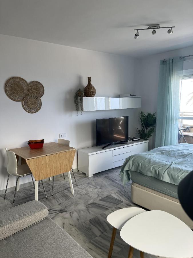 Studio 2 Sea Front Rincon de la Victoria Ngoại thất bức ảnh