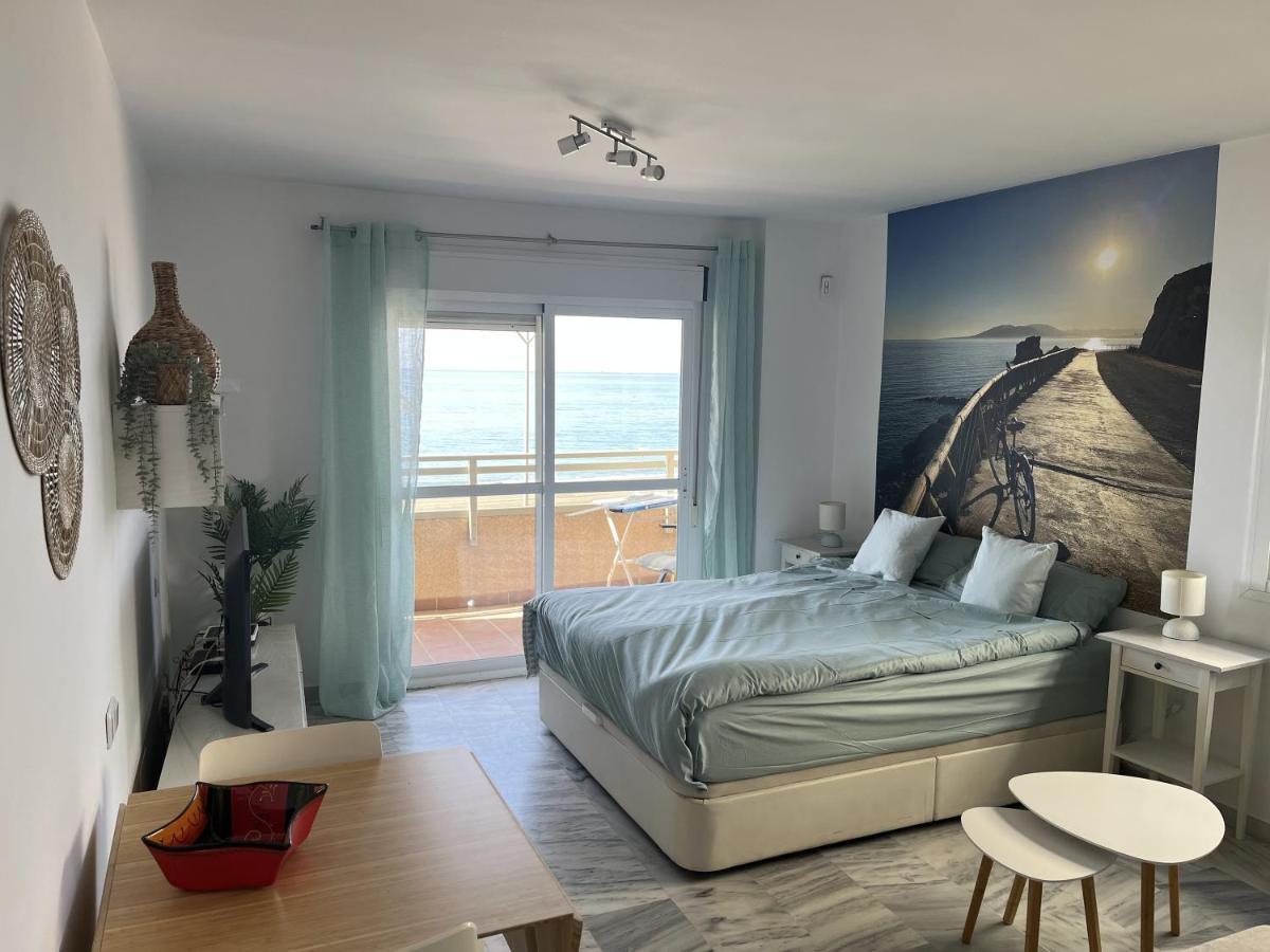 Studio 2 Sea Front Rincon de la Victoria Ngoại thất bức ảnh