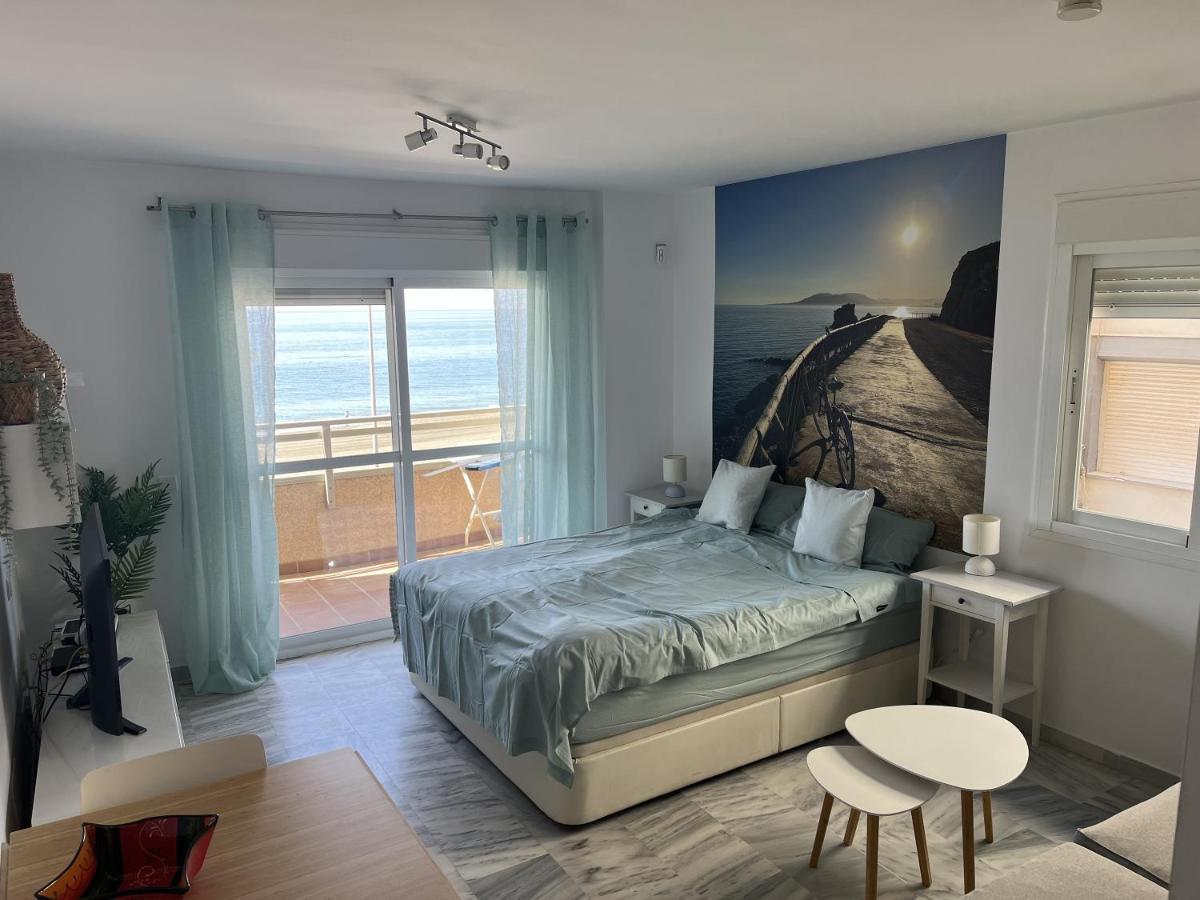 Studio 2 Sea Front Rincon de la Victoria Ngoại thất bức ảnh